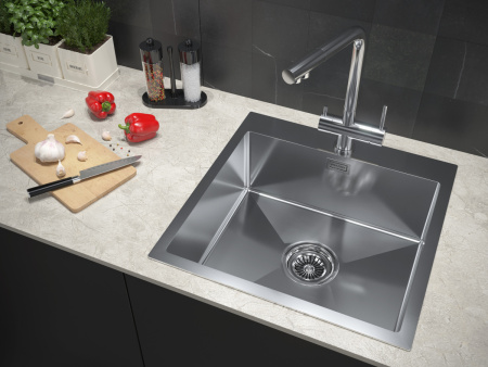 Смеситель для кухни Paulmark SKALEN Sk213020-BS на мойку нержавеющая сталь